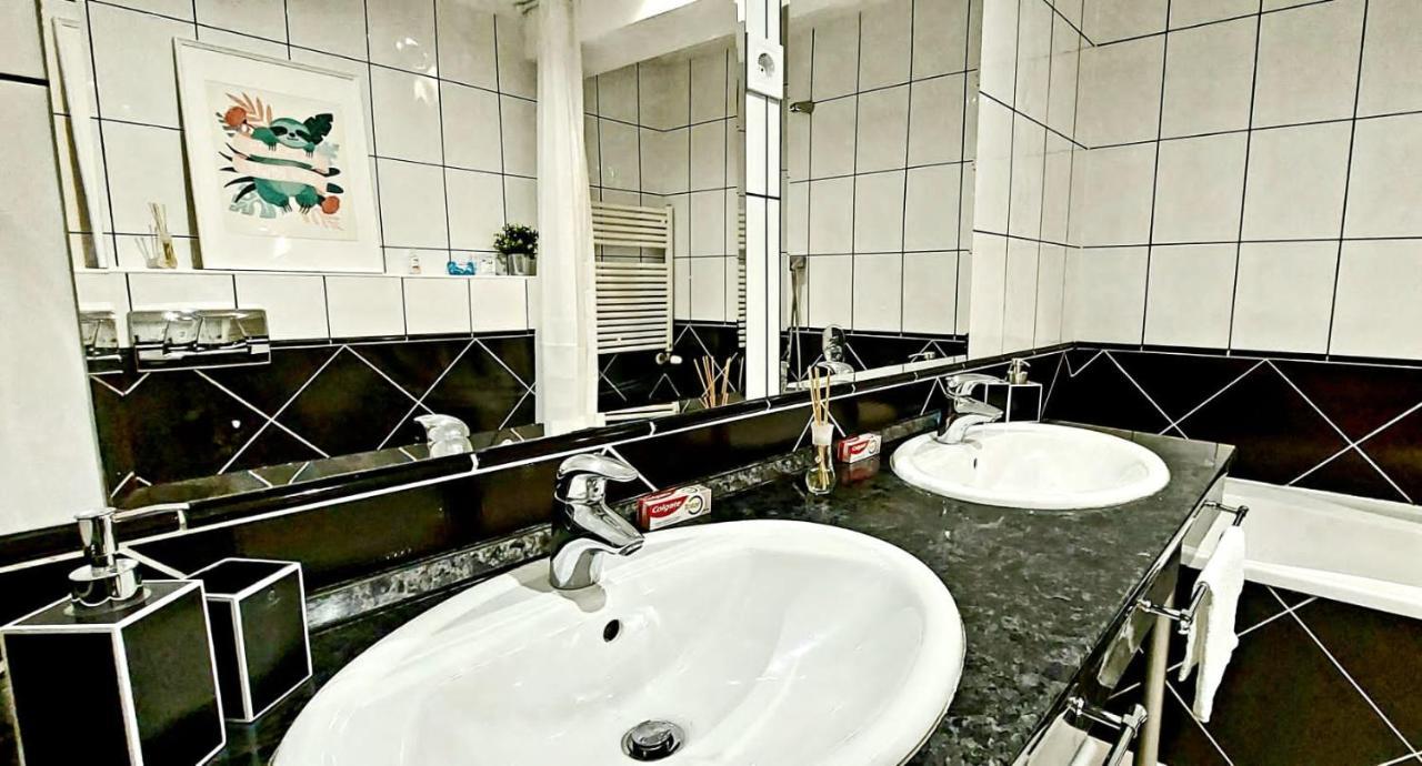 A+ Budapest Downtown Apartments Bagian luar foto